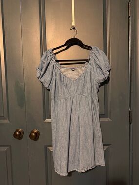 Old Navy Denim Puff Sleeve Dress